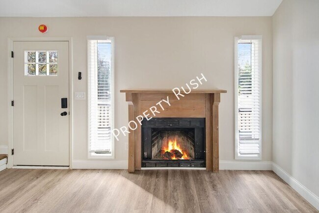 Building Photo - 6008 Champion Rd