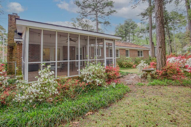 Building Photo - Spacious 3 Bedroom Home in Fayetteville, NC - Perfect for Family Living!
