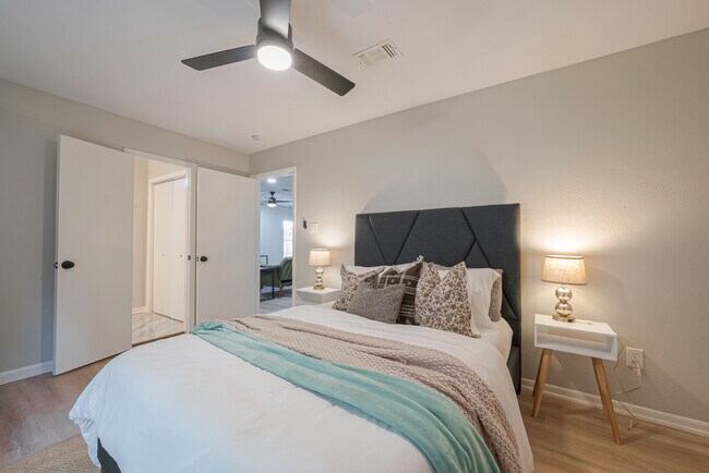 Master bedroom - 2908 Baer St