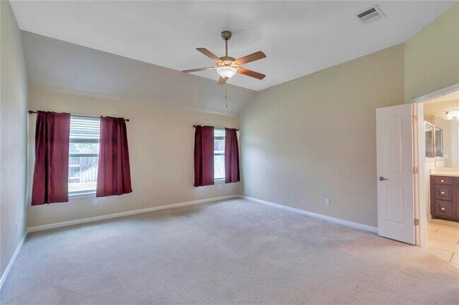 Building Photo - 101 Dasher Drive