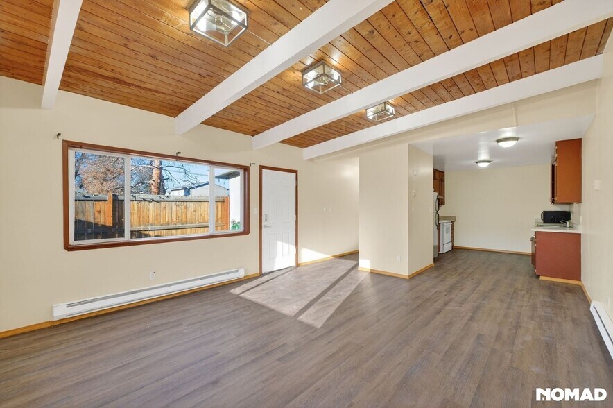 Building Photo - 7733 McDougal Ave NE