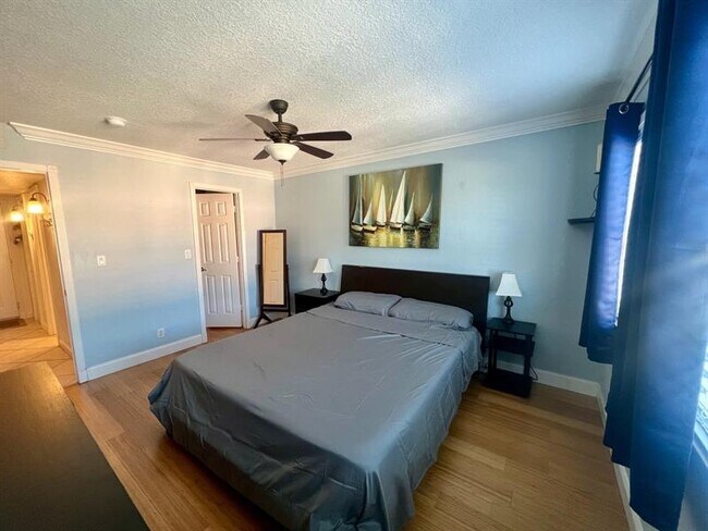 Building Photo - 1515 E Broward Blvd