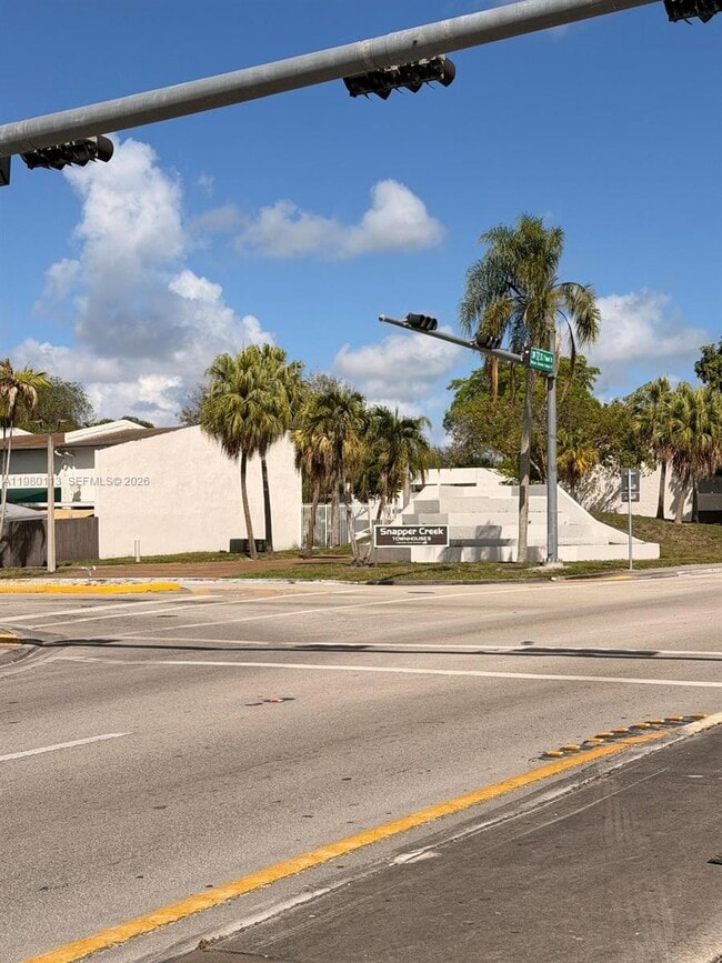 Building Photo - 7101 SW 113th Ct