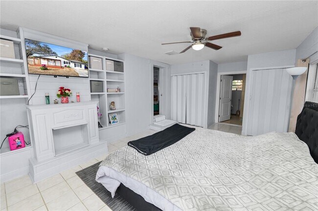 Building Photo - 1250 Mitchell St