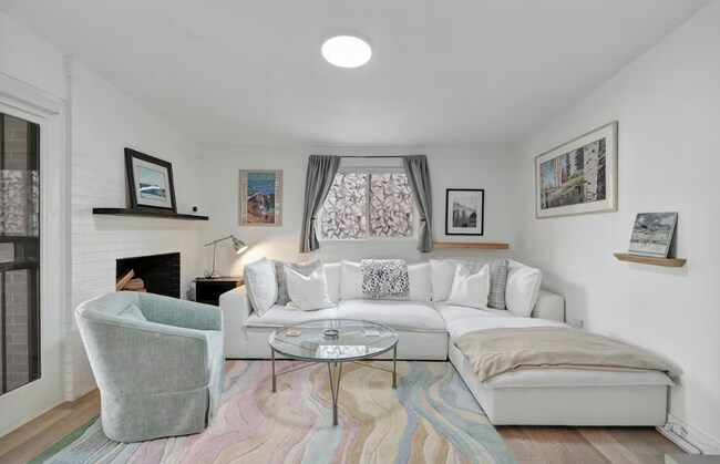 Building Photo - Spacious 3-Bed, 2-Bath Home in Denver