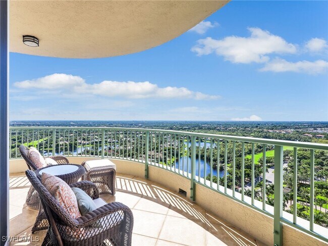 Building Photo - 23750 Via Trevi Way