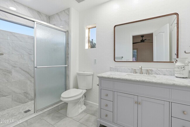 Building Photo - 7527 S 13th Pl