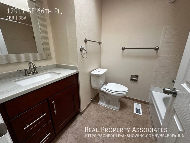 Building Photo - 12911 SE 66th Pl