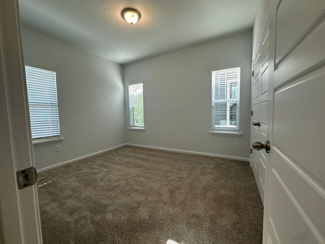Building Photo - BRAND NEW HOME!