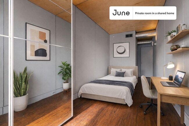 Building Photo - 3305 7th St NE