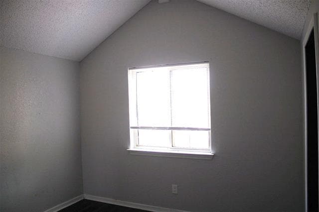 Building Photo - 2416 Majestic Dr