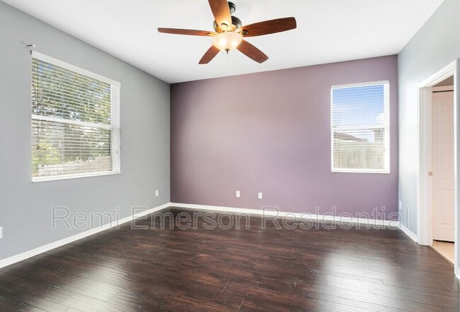 Building Photo - 2819 Youngford St