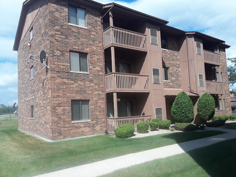 Primary Photo - 15812 Peggy Ln