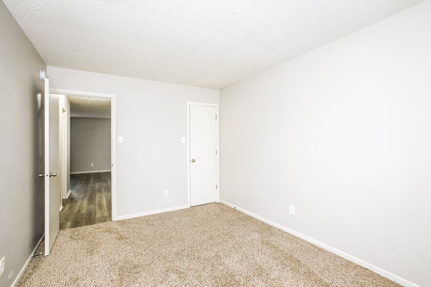 Building Photo - 9913 Boysenberry Dr