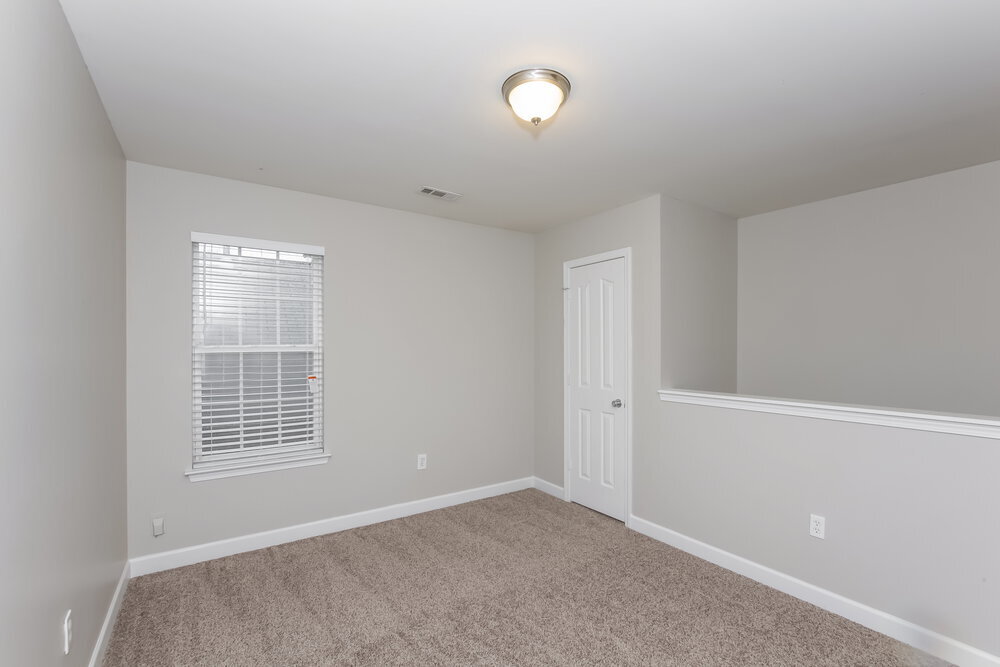 Building Photo - 5028 Magnasco Ln