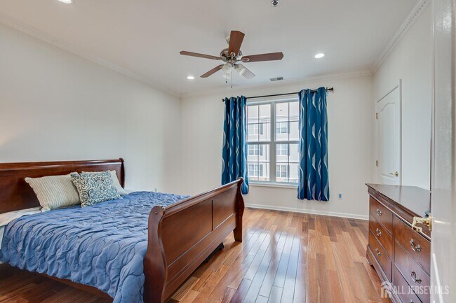 Building Photo - 2822 Edward Stec Blvd