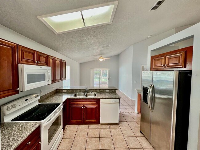Building Photo - 2632 Heron Landing Ct