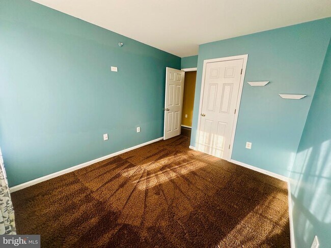 Building Photo - 4719 Ashforth Way
