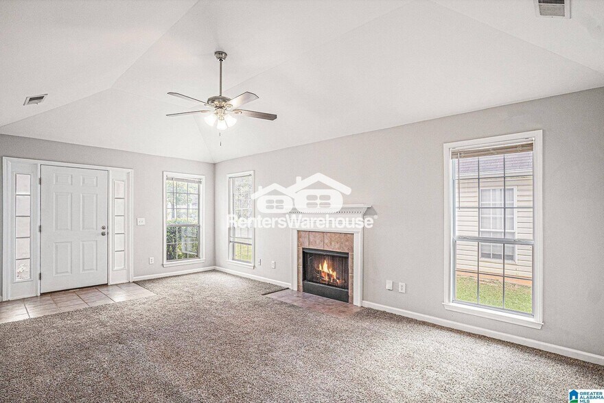 Building Photo - 139 Flagstone Ln