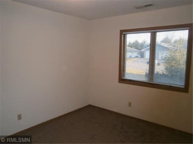 Building Photo - 1232 Spruce Ct