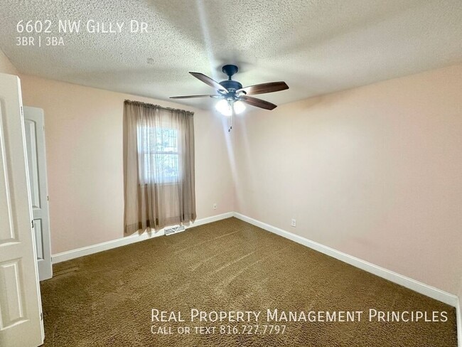 Building Photo - 6602 NW Gilly Rd