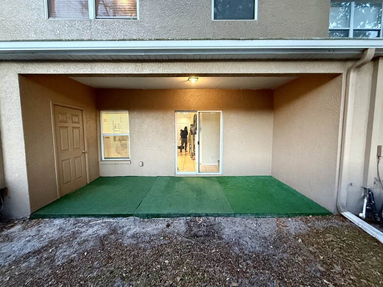 Building Photo - 1255 Charlesworth Dr