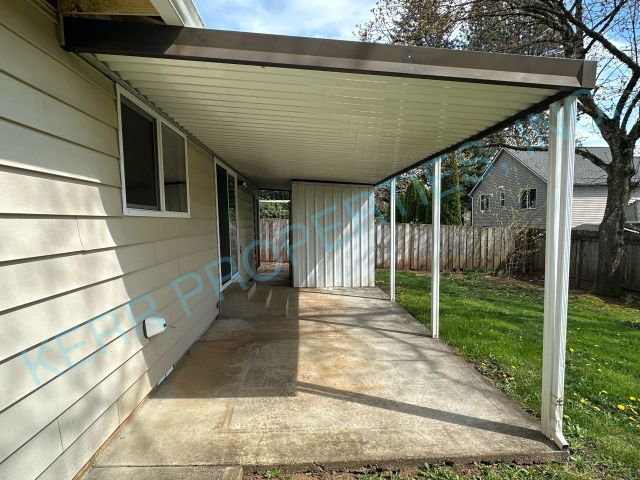 Building Photo - 18138 Seaman Ave