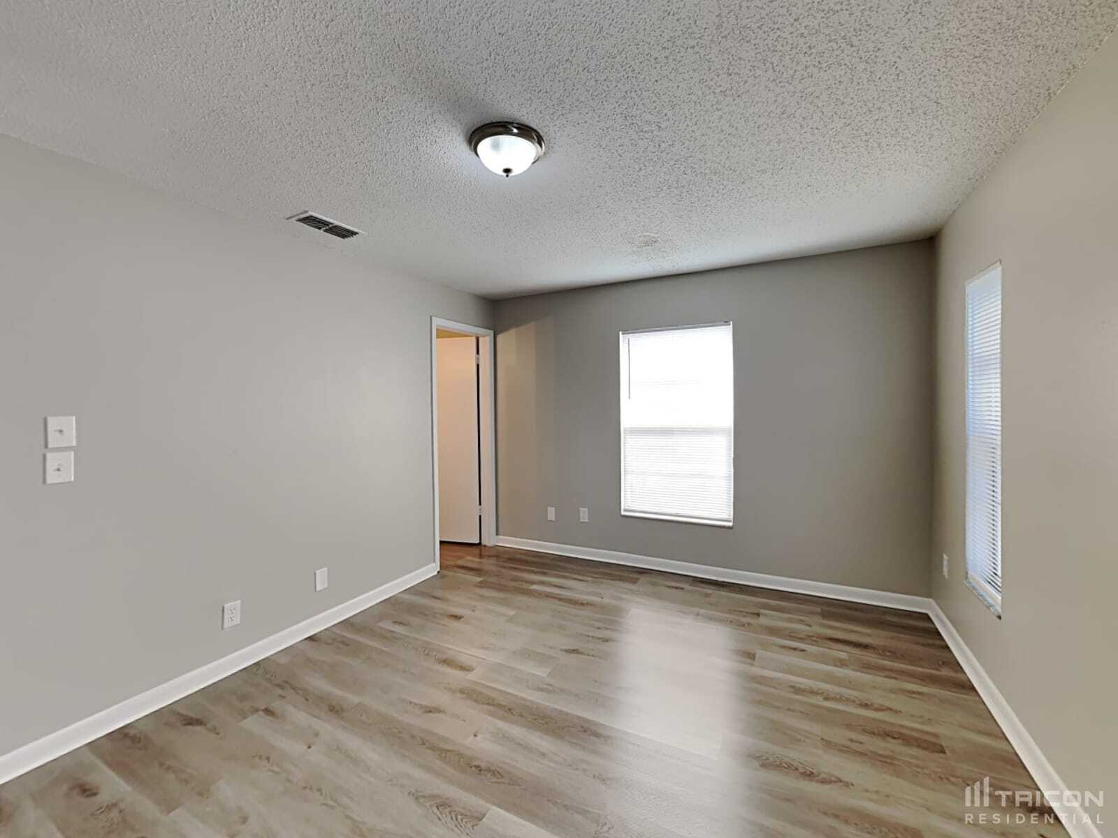 Building Photo - 13912 Henson Cir