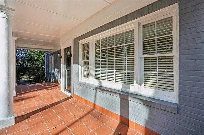 Building Photo - 22 Peachtree Hills Ave NE