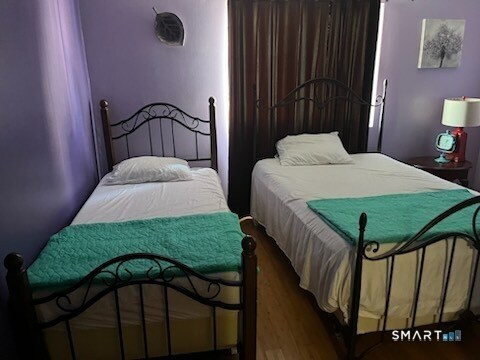 Building Photo - 273 Derby Ave