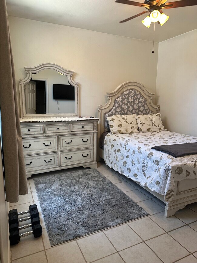 Building Photo - 6717 Pompadour Ct