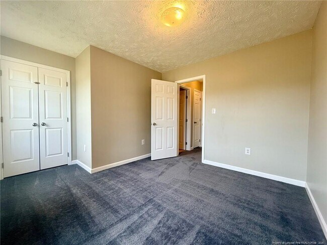 Building Photo - 134 Independence Dr