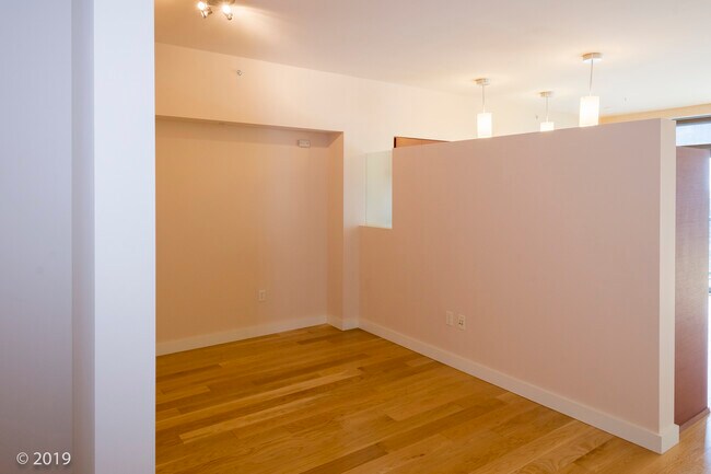Building Photo - 3601 S River Pky