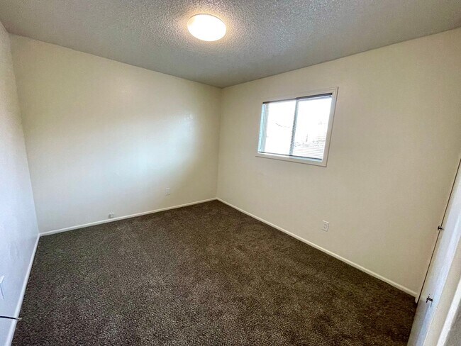 Building Photo - 2988 Cisco Dr S