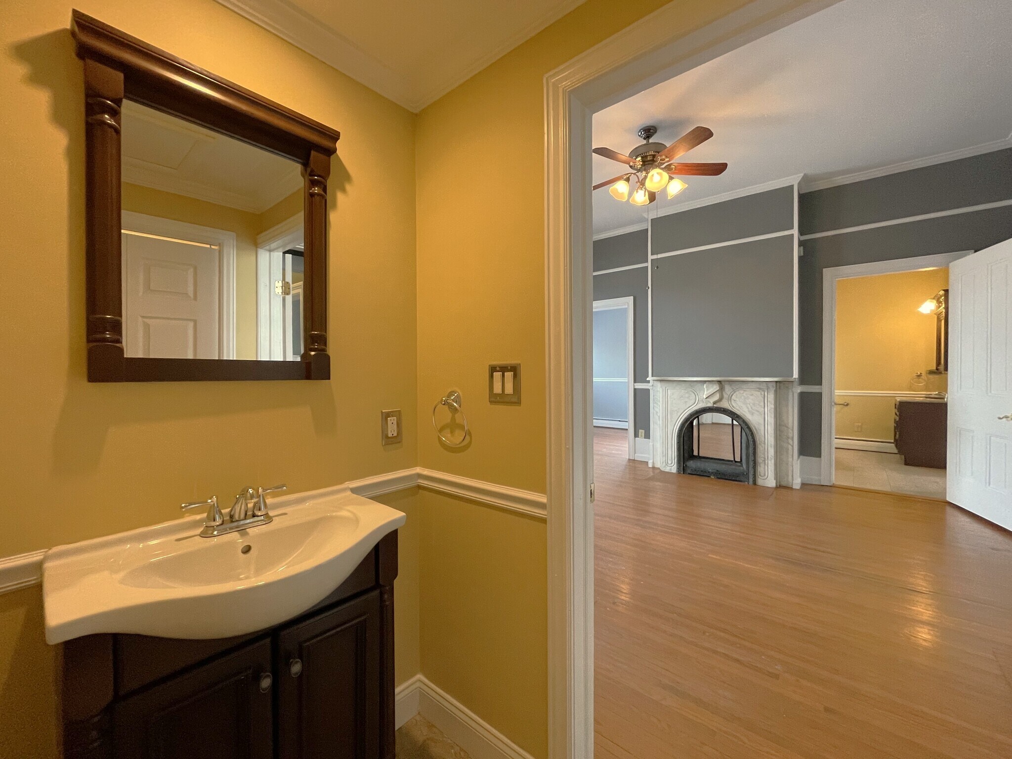 Half Bath - 463 W Church St