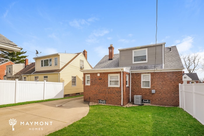 Building Photo - 20517 Mountville Dr