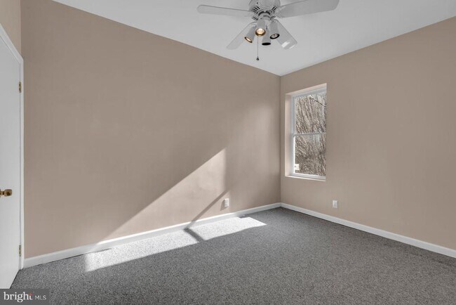 Building Photo - 1007 E Preston St