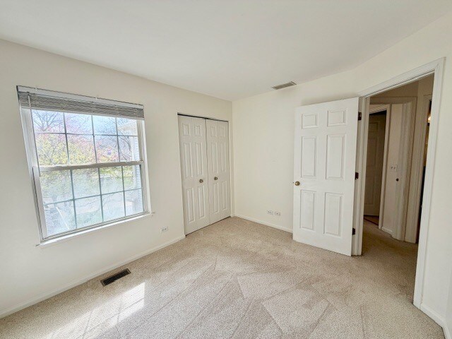 Building Photo - 627 Cobblestone Ct