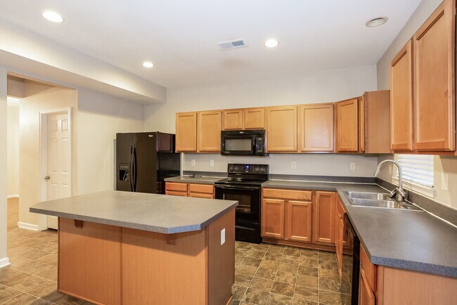 Building Photo - 1701 Seefin Ct