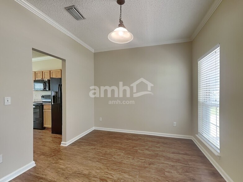 Building Photo - 3558 Brangus Ct