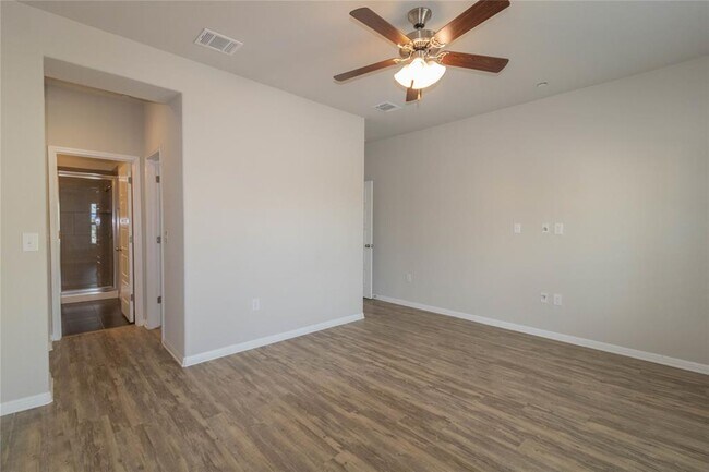Building Photo - 11608 Landseer Dr