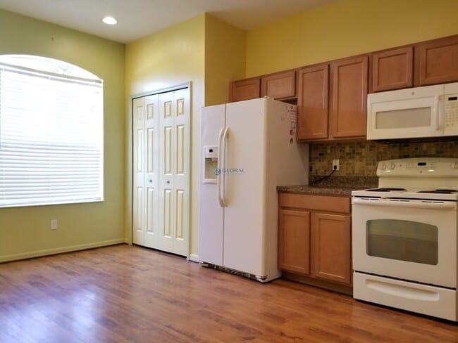 Building Photo - Welcome to this charming 3-bedroom home located in the sought-after Esprit community of St. Cloud.