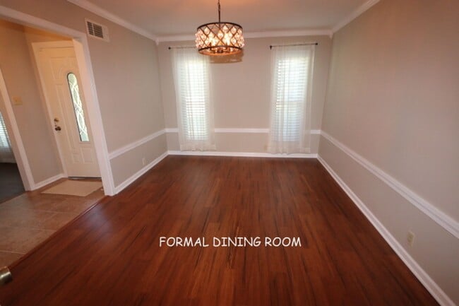 Building Photo - 1599 Kimbrook Cove