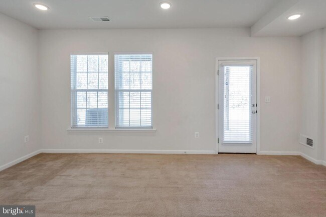 Building Photo - 2916 Koens Ct