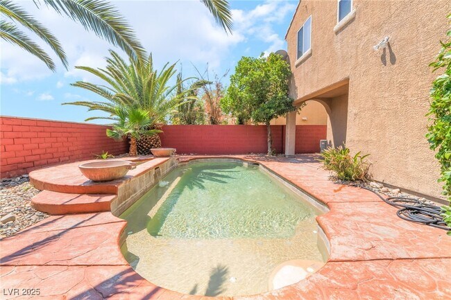 Building Photo - 9372 Glendora Valley St