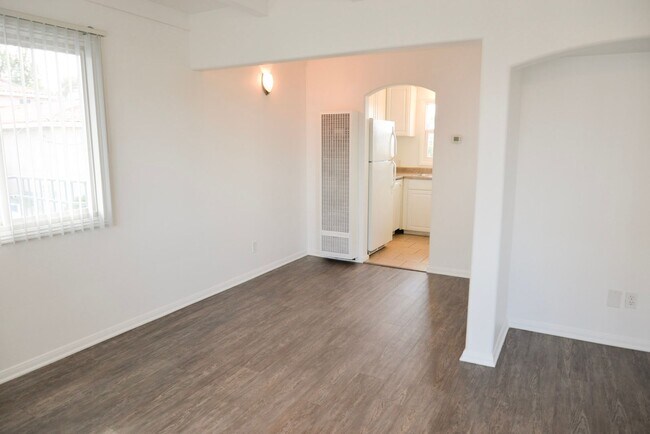 Interior Photo - 2601 S. El Camino Real