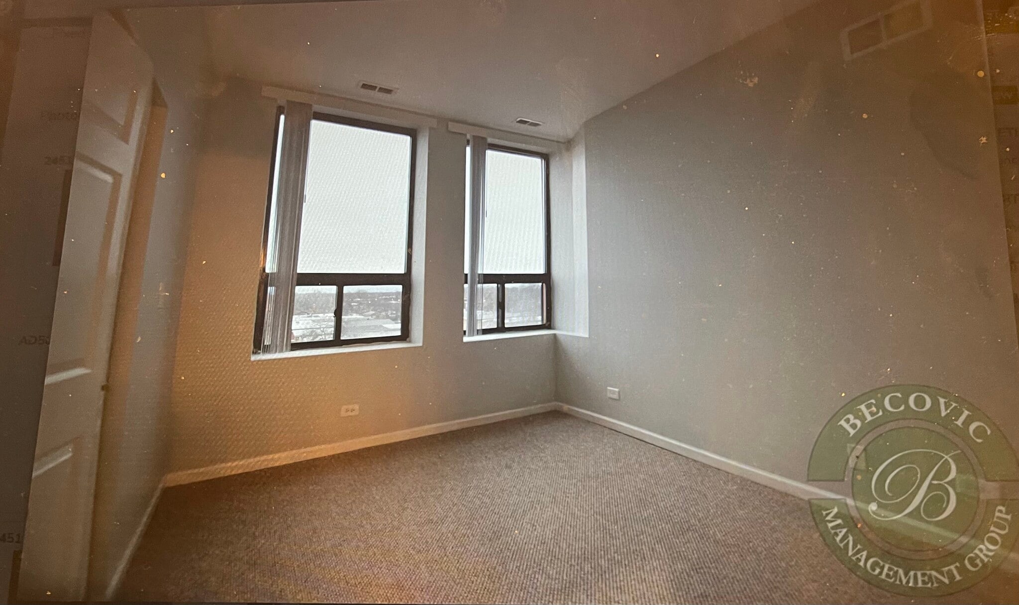 Building Photo - 2505 W Howard St