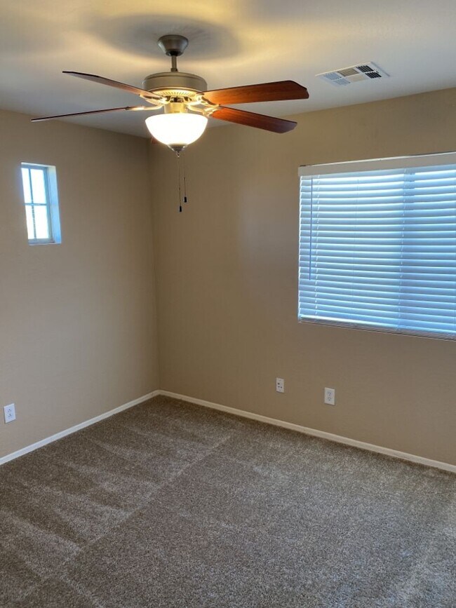 Building Photo - ELEGANCE WITH ALL THE UPGRADES!!!