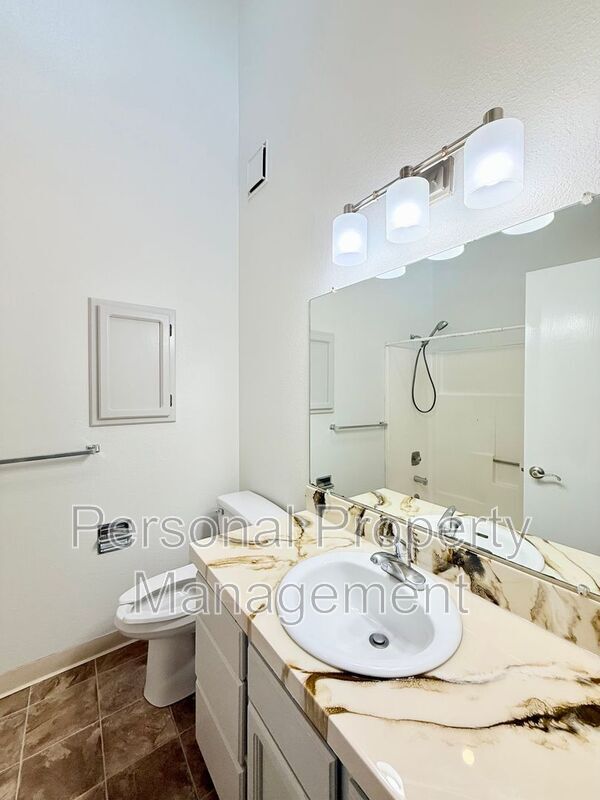 Building Photo - 202 NW 132nd St