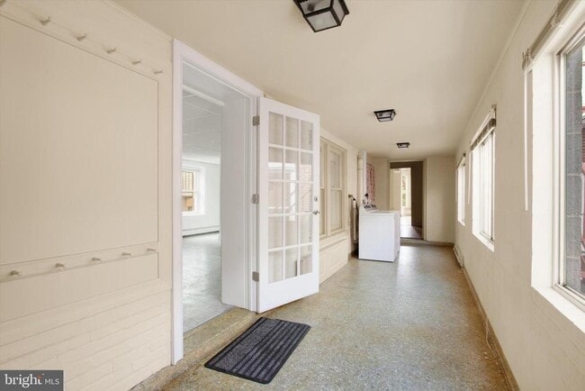 Building Photo - 110 Baltimore St